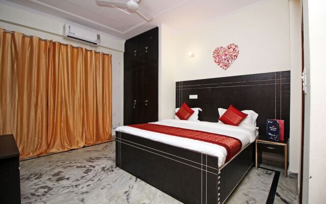 OYO 9192 Hotel Raghav Residency