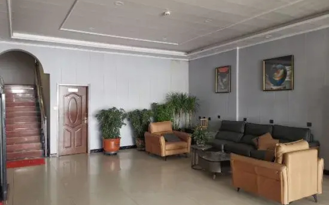 Shunyou Express Hotel (Zhengding Airport Road Branch)
