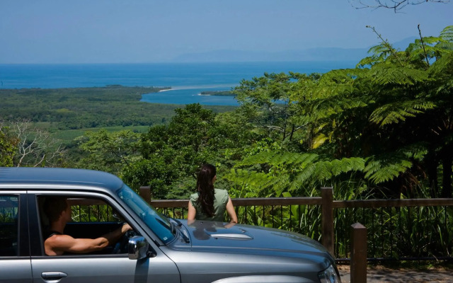 Martinique on Macrossan