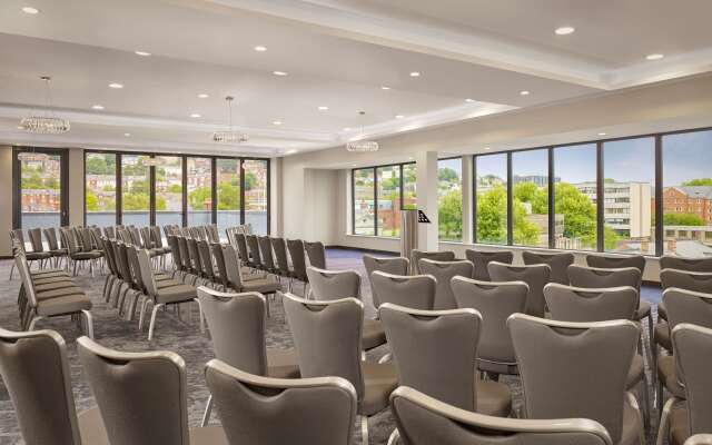 DoubleTree by Hilton Lincoln
