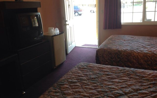 Villa Court Inn Oroville