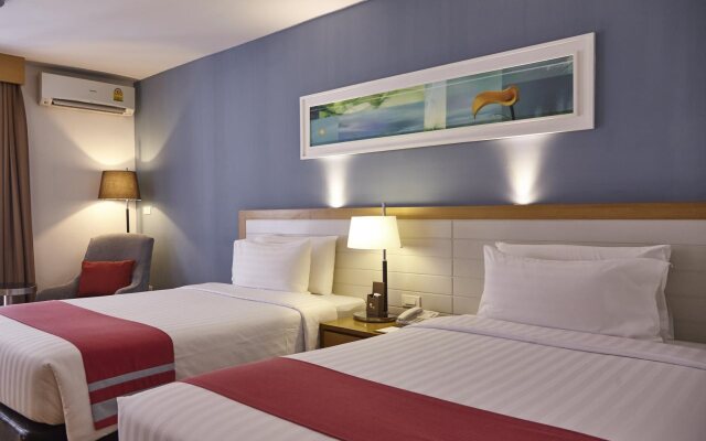 Maple Hotel