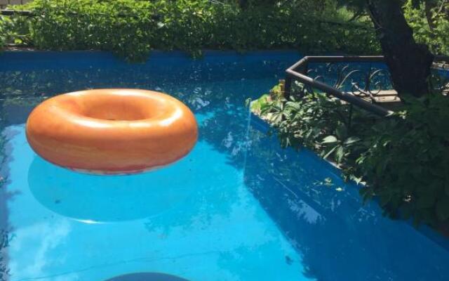 Apple Tree Family Home (ECO)