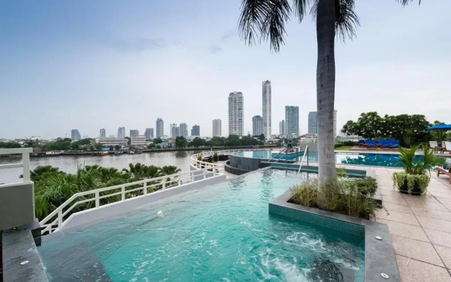 Chatrium Residence Riverside