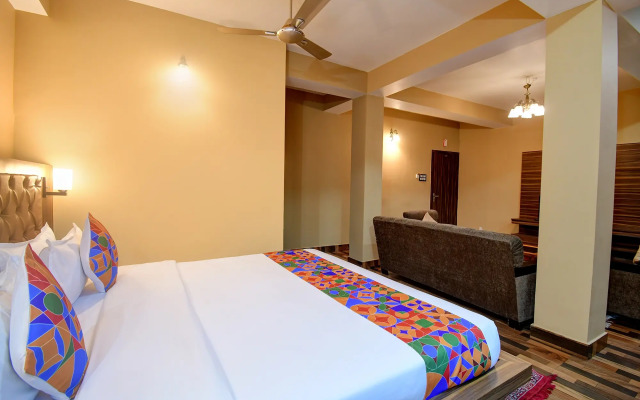 Fabhotel Rikhila'S Regency