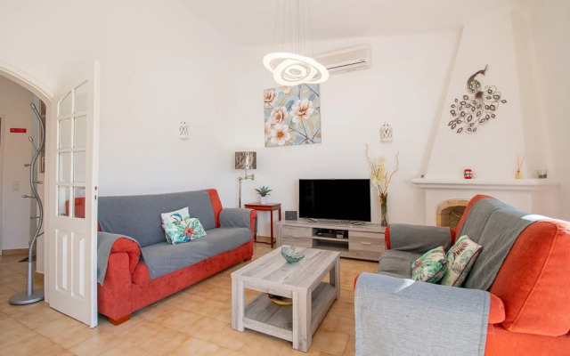 99 ADM Casa Mendes Fabulous Townhouse With Share