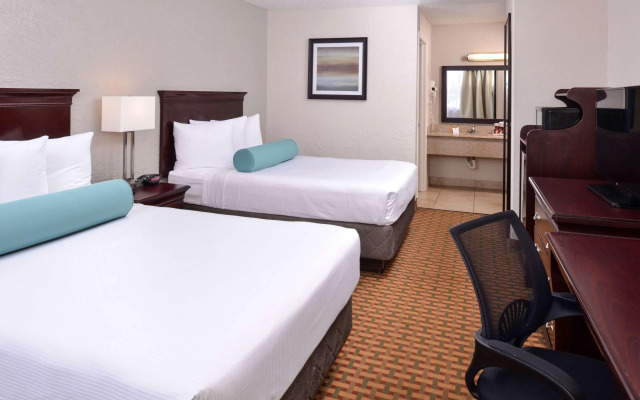 Mai Hana Hotel- Intl Drive, Trademark Collection by Wyndham