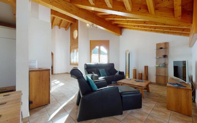 Villa Octogon, 2 Bedrooms, ideally located in Leukerbad