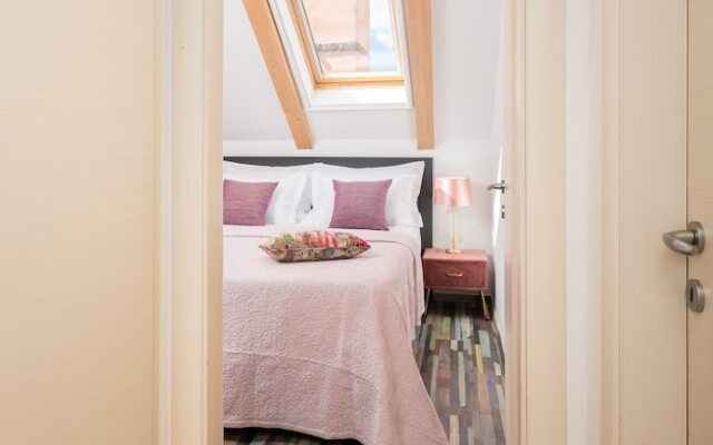 Romantic apartment in the attic