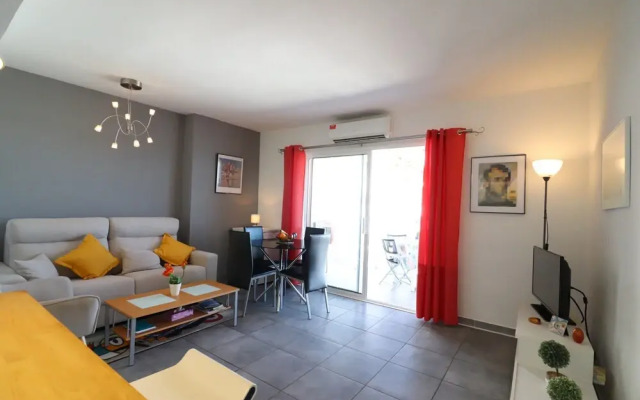 Apartment in Roses With Balcony