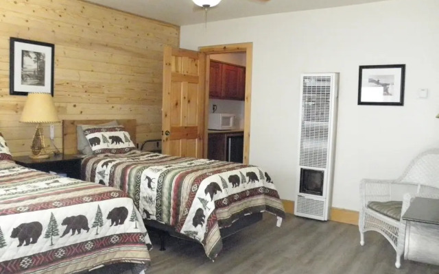 Creekside Lodge