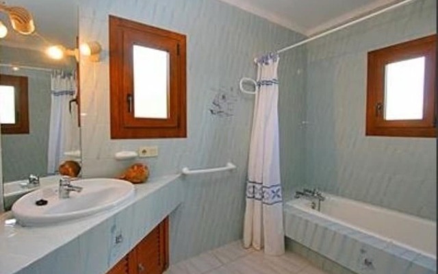 Villa 5 Bedrooms With Pool And Wifi 103974