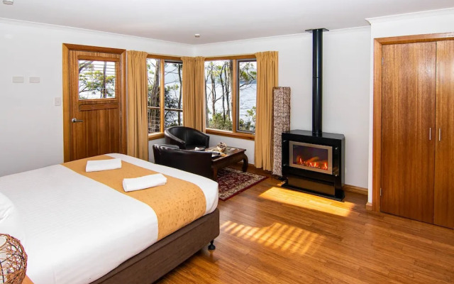 Lake St Clair Lodge