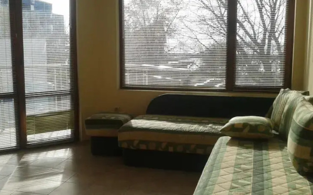 Izgrev Apartments