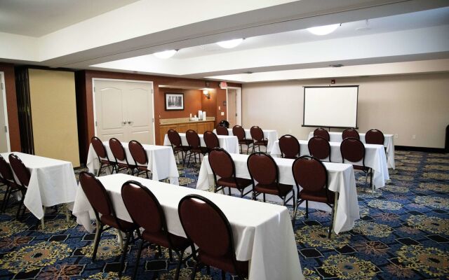 Hampton Inn & Suites Fresno