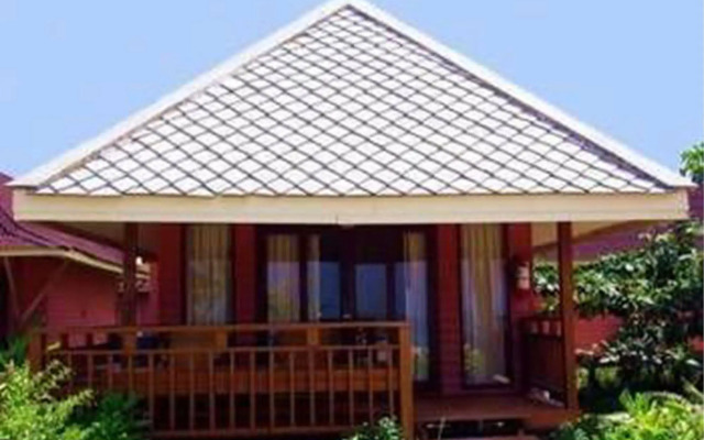 Nakara Long Beach Resort