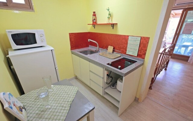 Attimua Guesthouse & Pension
