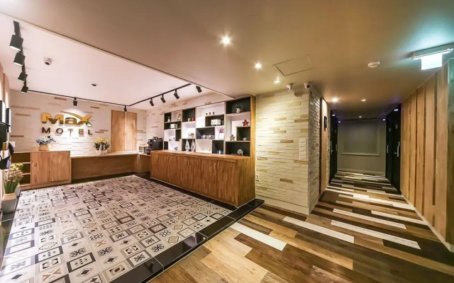 Changwon Yonghodong Max