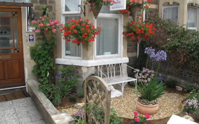 Radnor Guest House
