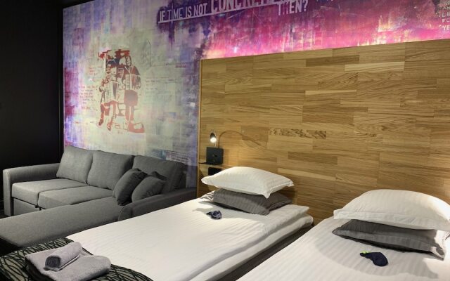 Time Hostel & Apartments