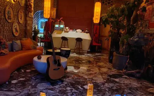 Yiyu Guixin ・ Serene River Nest ・ Birdhouse Boutique Stay (Wenshan Everbright Shopping Center)