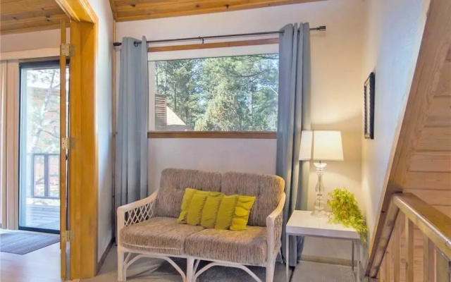 Air Nuevo - Three Bedroom Cabin
