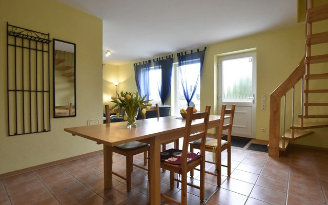 5-bedroom Holiday Home in Zierow With Garden