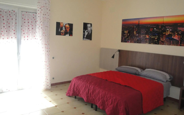 Hollywood Bed & Breakfast