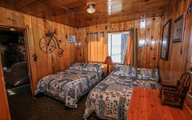 Shore Acres Lodge