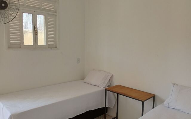 Angelus Hotel & Estacionamento