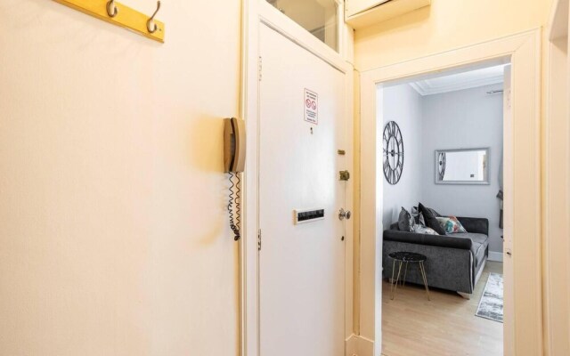1BR Summit Holburn - Cosy Flat With Ultrafast Wifi