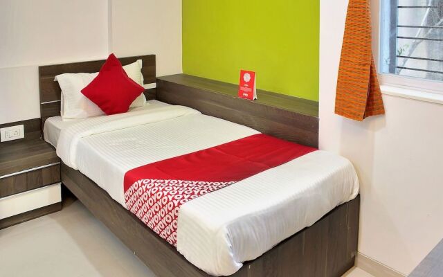 OYO 11634 Hotel The Upper Room