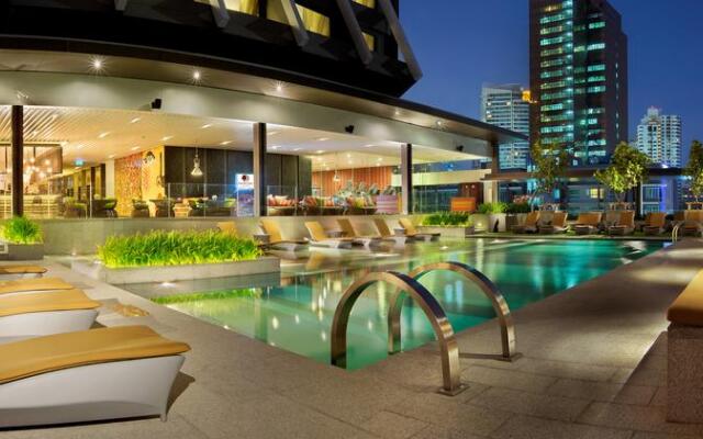 DoubleTree by Hilton Bangkok Ploenchit