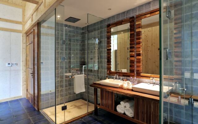 Muise Tented Camp Resort