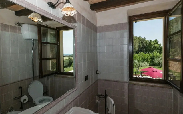 Elegant Apartment Only 1 Hour From Rome