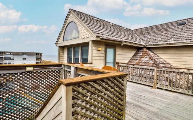 SCR3B - Scrimshaw Penthouse