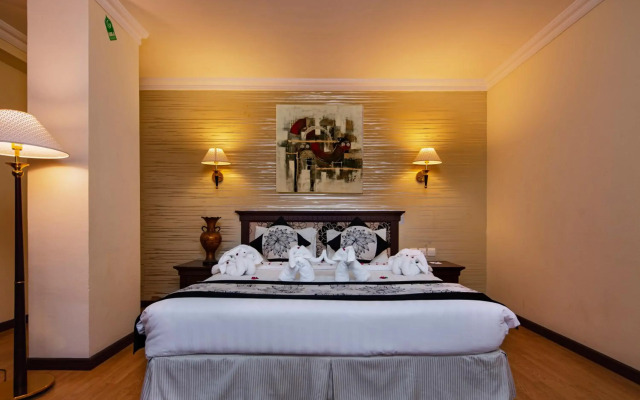 Pars International Hotel