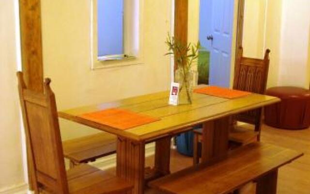 Hostal Cumming 129