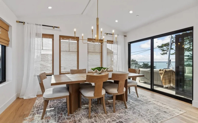 Ocean Whispers 4 Bedroom Home