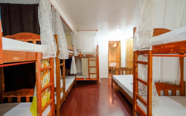 ZEN Hostel Polaris Makati