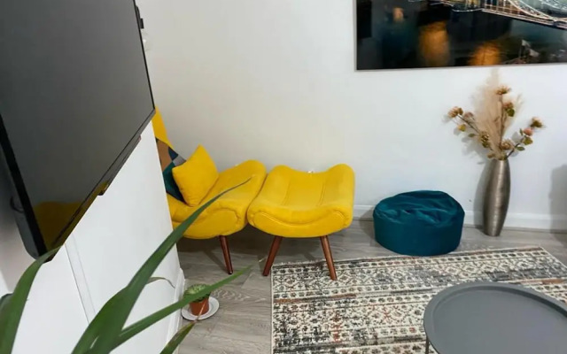 Comfortable 2beds House 4 Contractors & Staycation