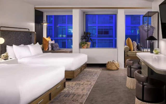 Yours Truly DC, Vignette Collection by IHG