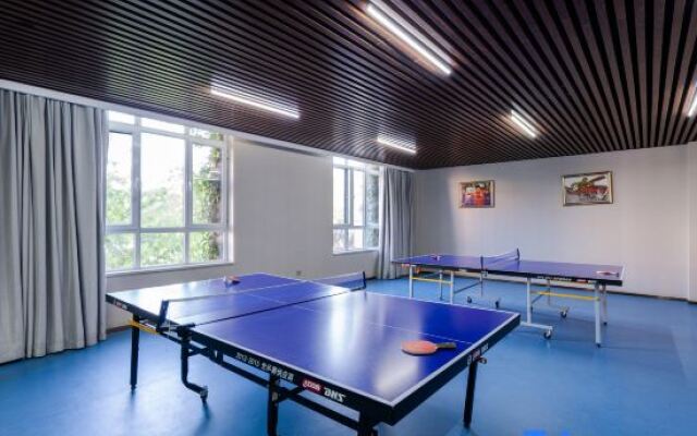 Manpu Tianmu Yangyan Hot Spring Hotel (Zhenbeibao Western Studios See Helan Performing Arts Town)