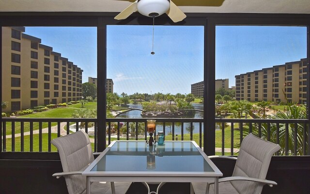 Gulf and Bay Club by Vtrips