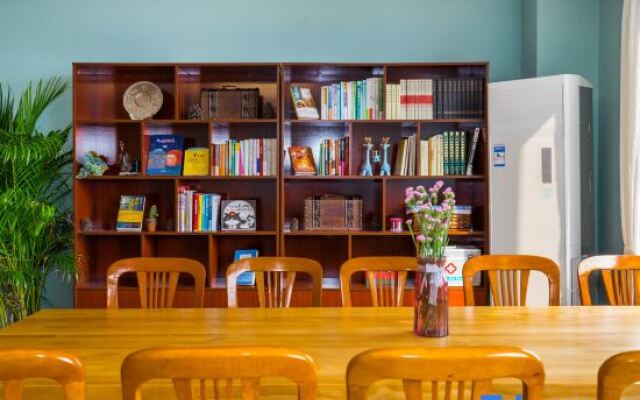 Hangzhou baby Youth Hostel