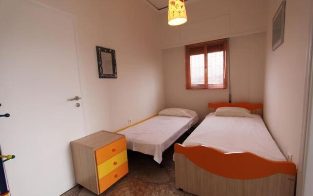 IRIDA 2Br Apartment with amazing sea view.