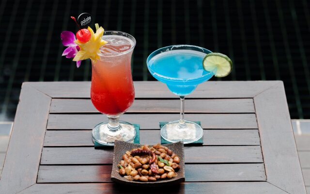 Lynnaya Urban River Resort