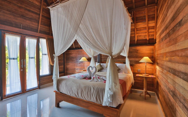 Mamaras Guest House