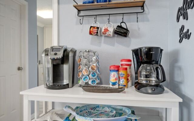 Bolivar Slam 3 Bedroom Home by RedAwning