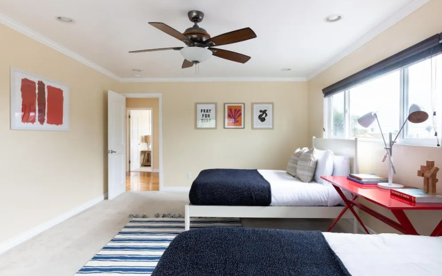 Oliver by AvantStay | Beach House 4 Blcks from Ocean